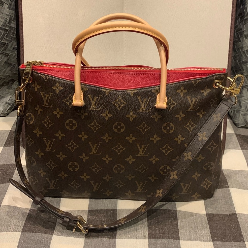Louis Vuitton Pallas MM